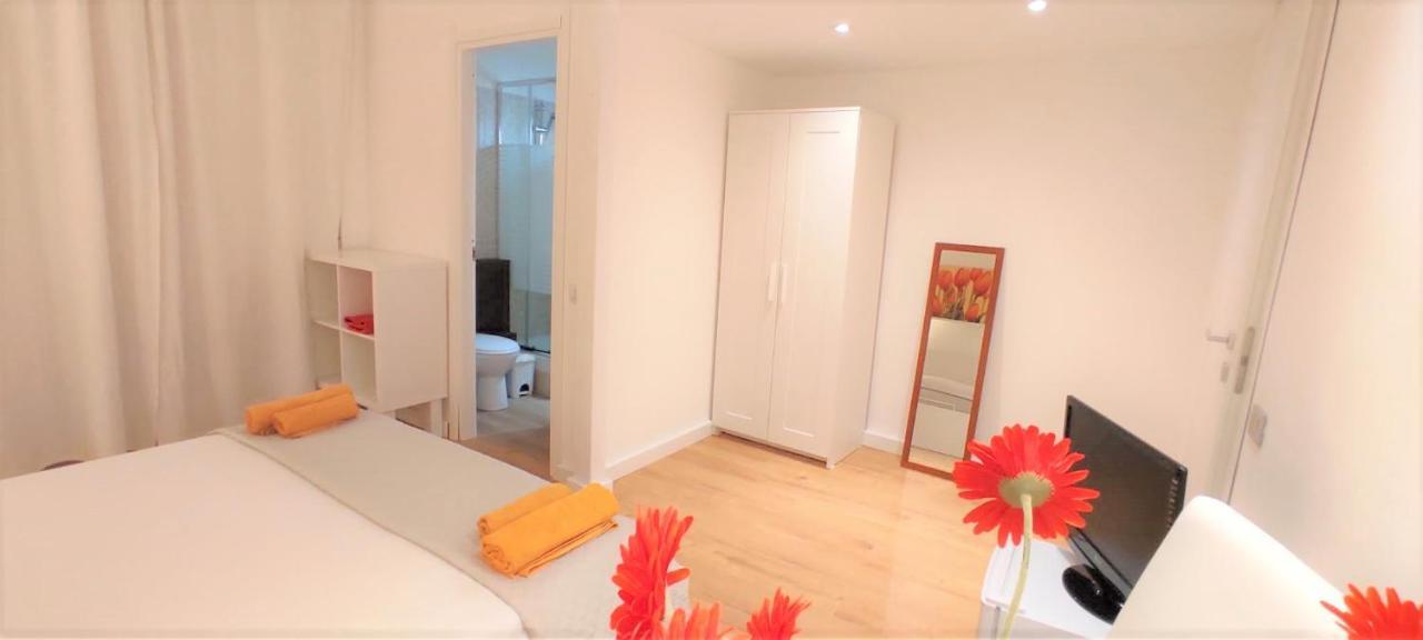 Living Cagliari Marina Bed & Breakfast Bagian luar foto